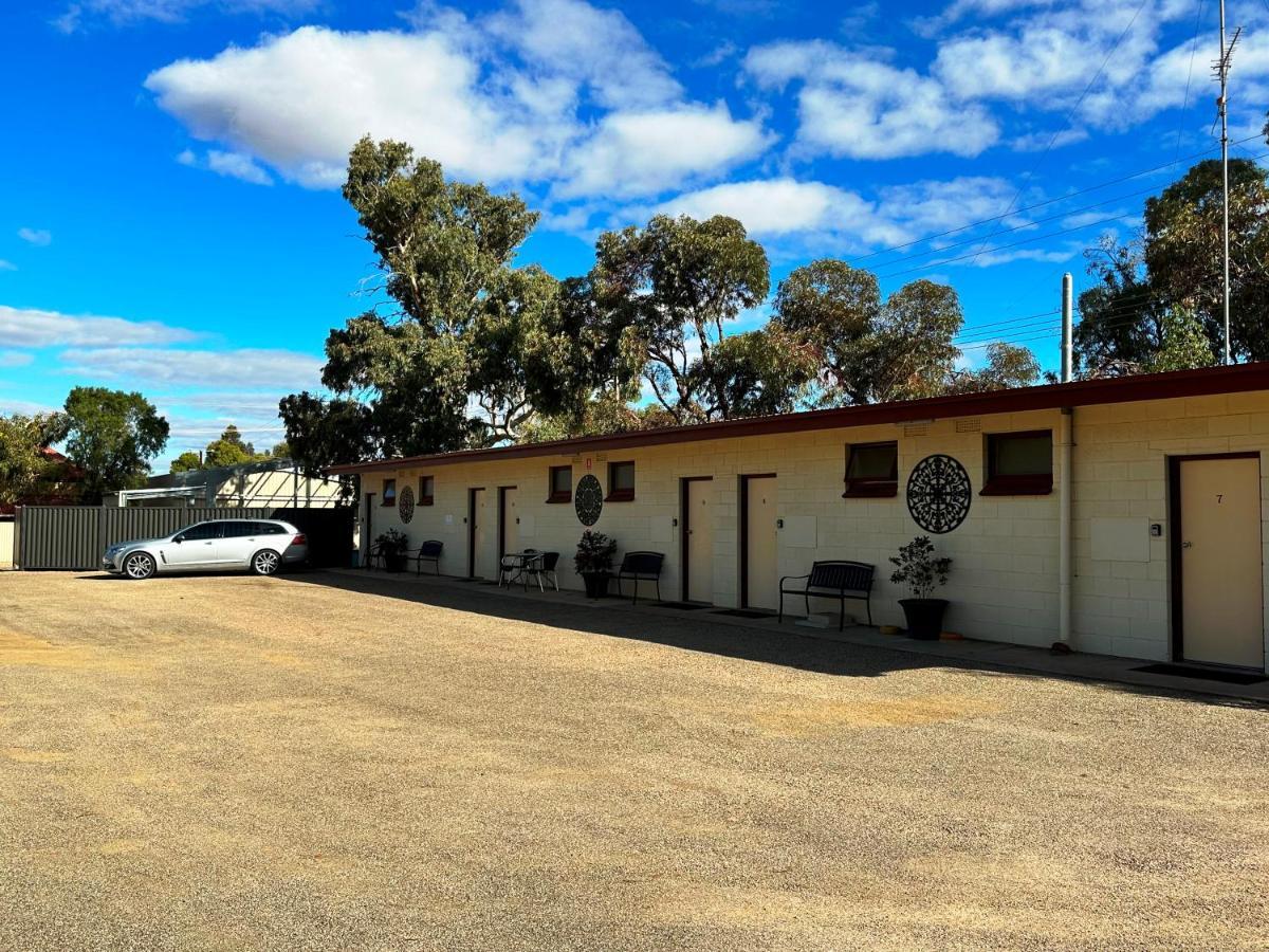 Flinders Ranges Motel - The Mill Quorn Экстерьер фото